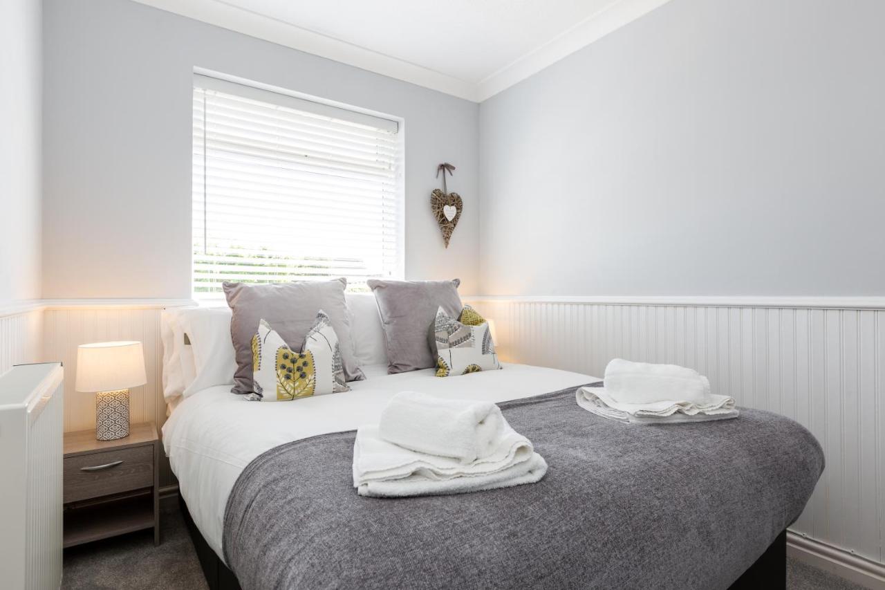 Curlew - 3 Bedrooms Wi-Fi, Parking, Contractors Thornton  Екстер'єр фото