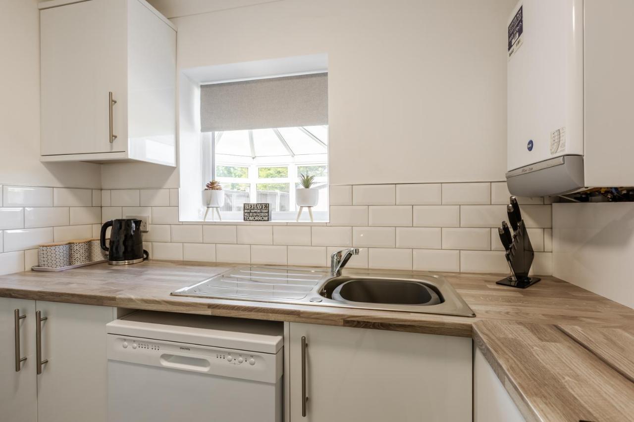 Curlew - 3 Bedrooms Wi-Fi, Parking, Contractors Thornton  Екстер'єр фото