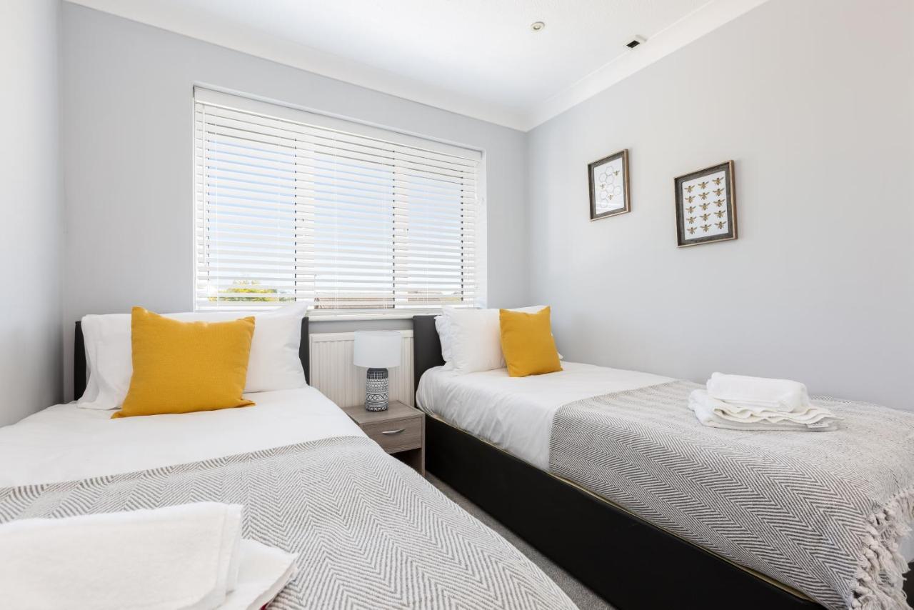 Curlew - 3 Bedrooms Wi-Fi, Parking, Contractors Thornton  Екстер'єр фото