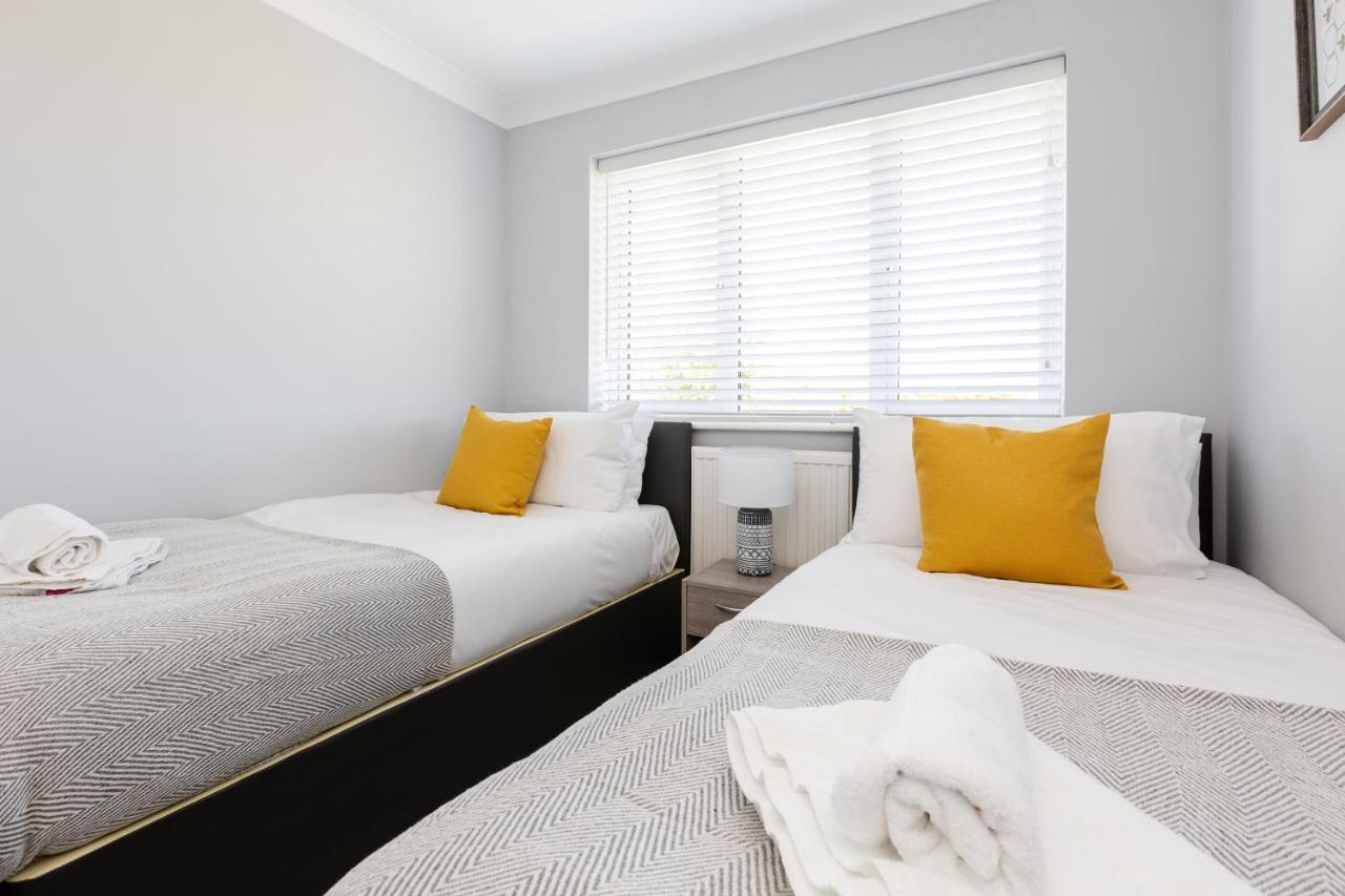 Curlew - 3 Bedrooms Wi-Fi, Parking, Contractors Thornton  Екстер'єр фото